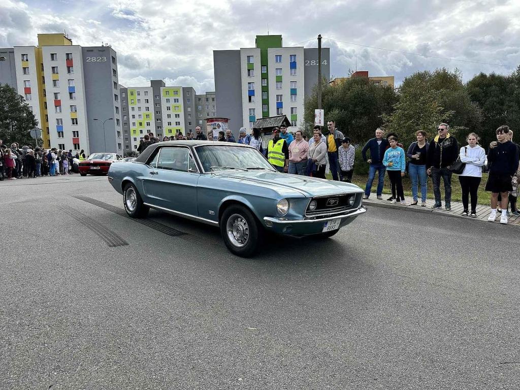 Do táborského areálu Komora se v sobotu sjelo kolem 250 vozidel.