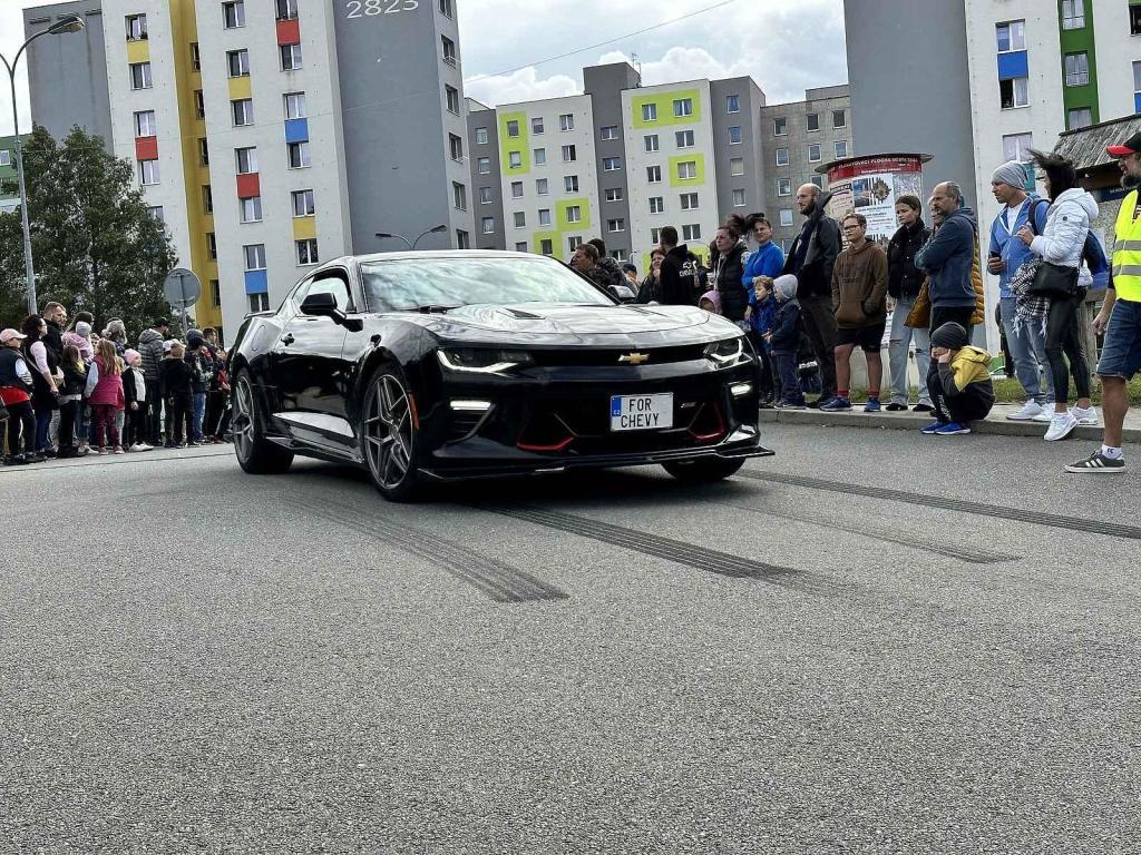 Do táborského areálu Komora se v sobotu sjelo kolem 250 vozidel.