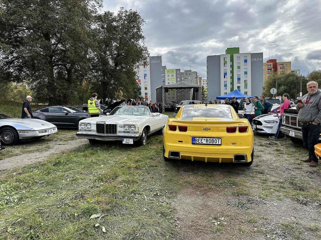 Do táborského areálu Komora se v sobotu sjelo kolem 250 vozidel.
