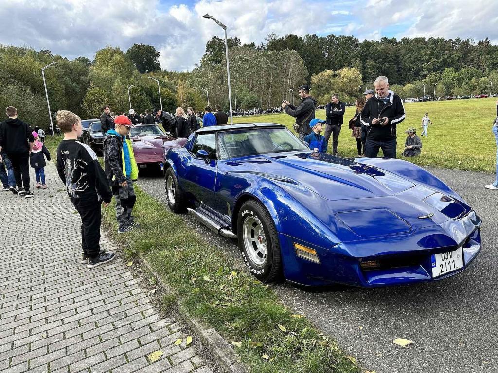 Do táborského areálu Komora se v sobotu sjelo kolem 250 vozidel.