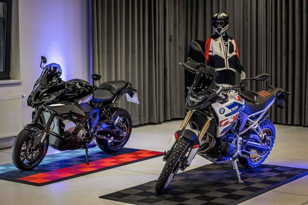 Nejočekávanější novinkou bylo cestovní enduro BMW R1300GS