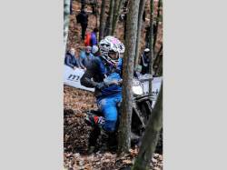 Po posledním závodě seriálu FIM HARD ENDURO Word Championship se stal Václav Nedvěd z Kladrub dvanáctým nejlepším hardendurovým jezdcem světa.