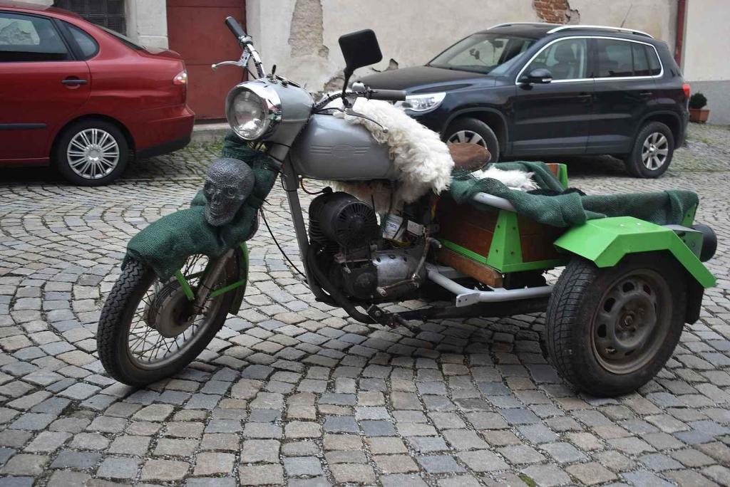 Krampusové v Polné