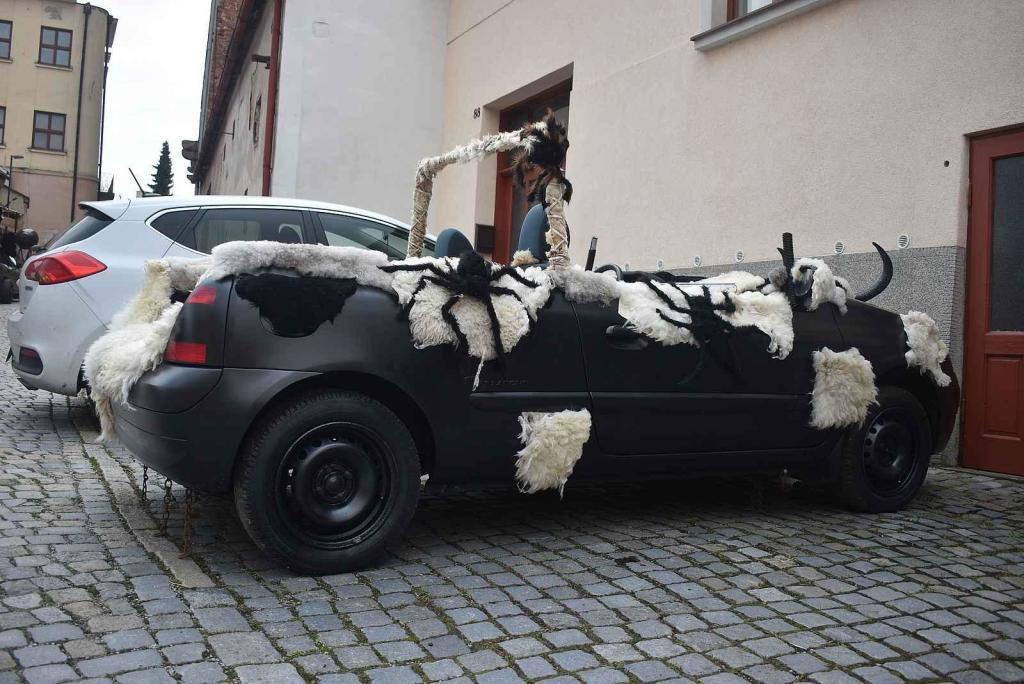 Krampusové v Polné
