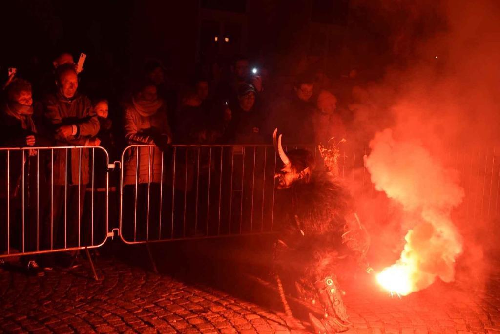 Krampusové v Polné