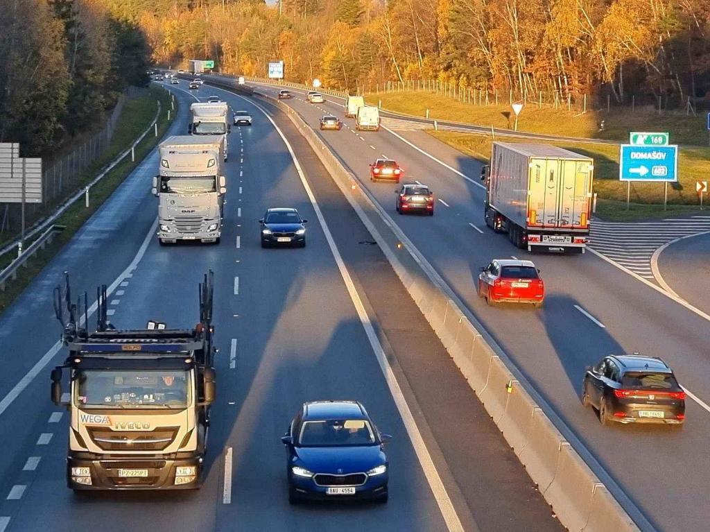 Čtyři desítky dopravních policistů dohlížely v těchto dnech na provoz na dánicích D1 a D2.