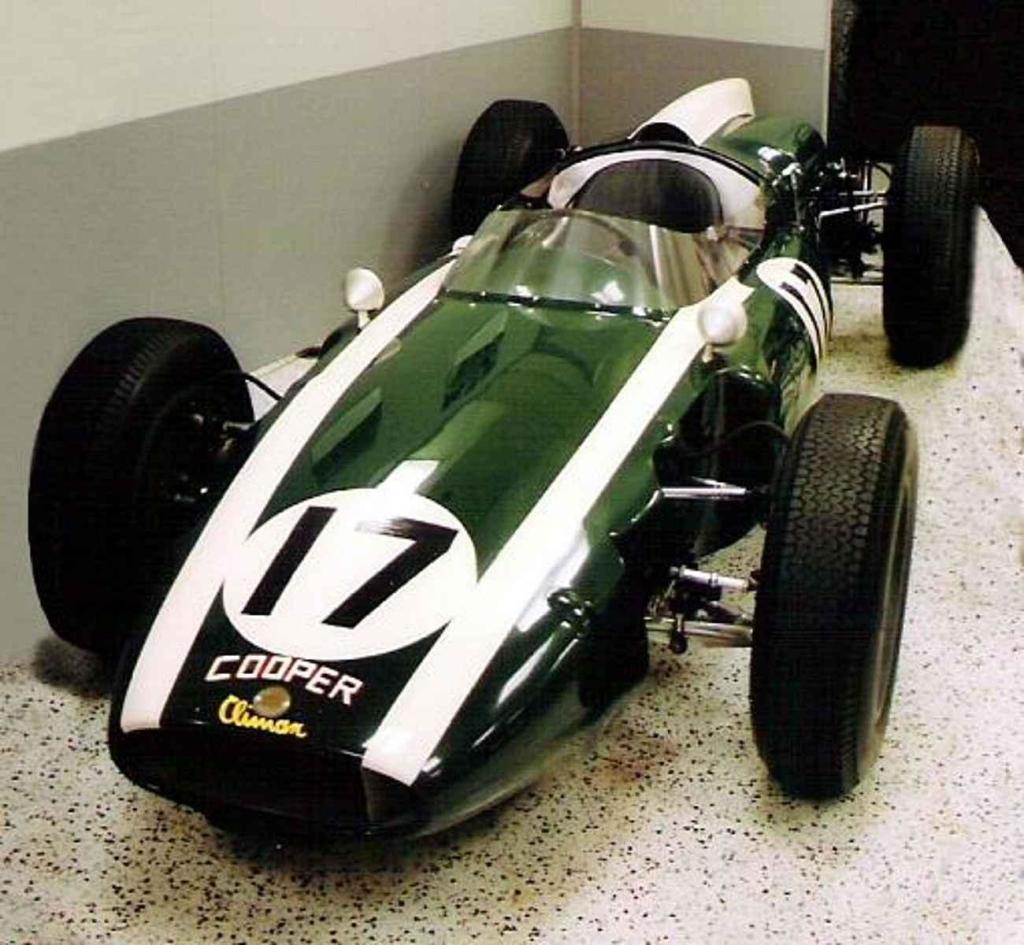 Monopost Cooper, který se v roe 1966 představil v Indianapolis.