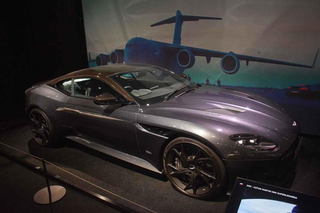 Aston Martin Superleggera