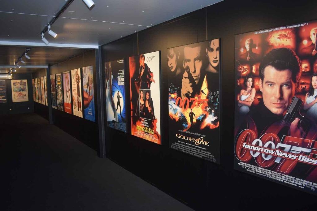 a prohlédnout si výstavu filmových plakátů