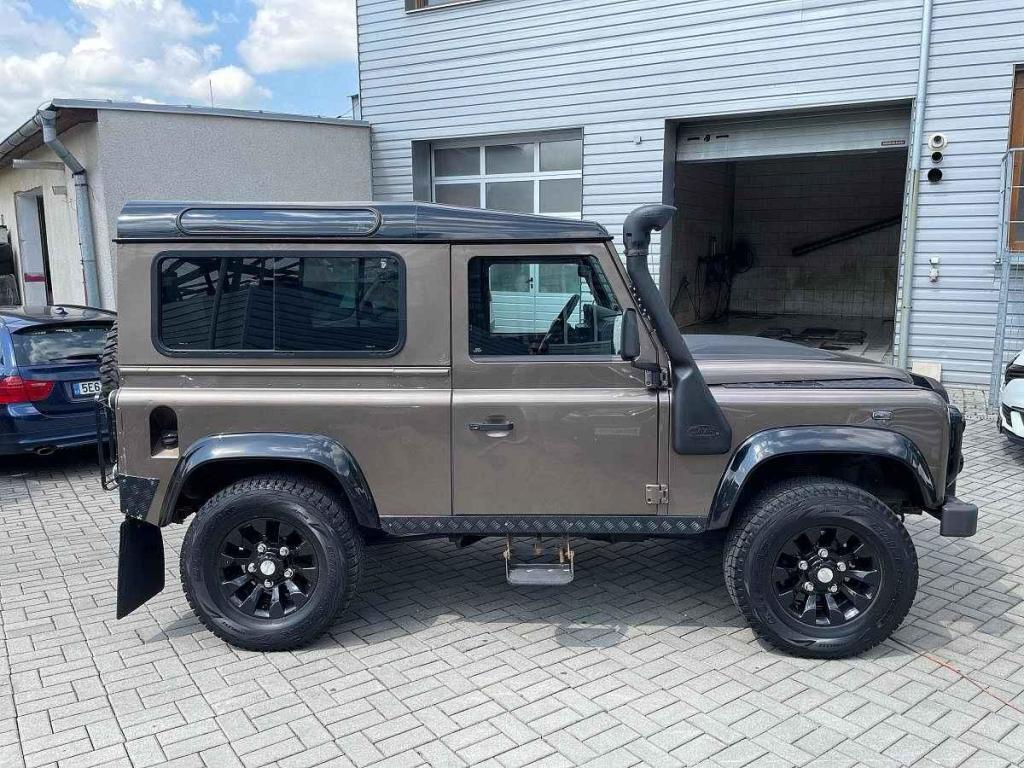Land Rover Defender 90 2.4TD