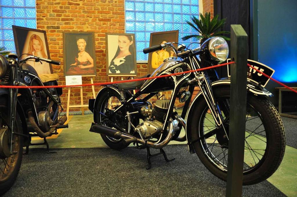V Plzni se otevřela expozice Depo Moto Art
