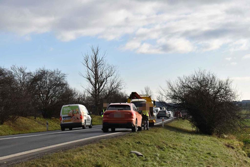 U Lotouše bude z dvouproudé silnice za dva roky dálnice. Úsek je velmi nebezpečný. Každoročně se zde stane několik tragických nehod. Foto: Deník/ Kateřina Nič Husárová