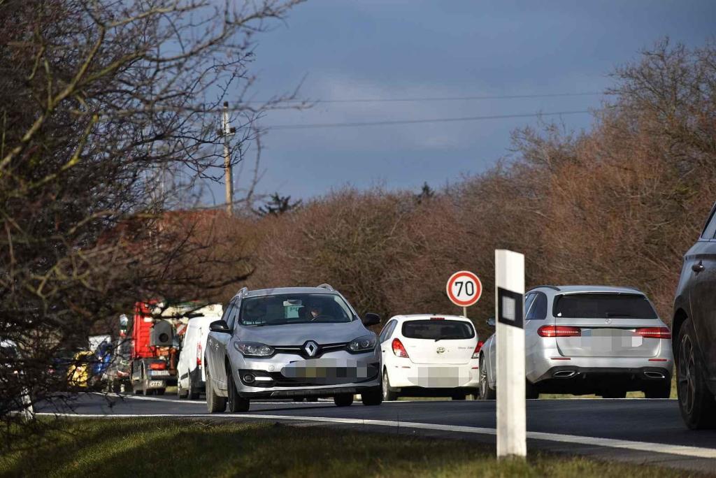 U Lotouše bude z dvouproudé silnice za dva roky dálnice. Úsek je velmi nebezpečný. Každoročně se zde stane několik tragických nehod. Foto: Deník/ Kateřina Nič Husárová