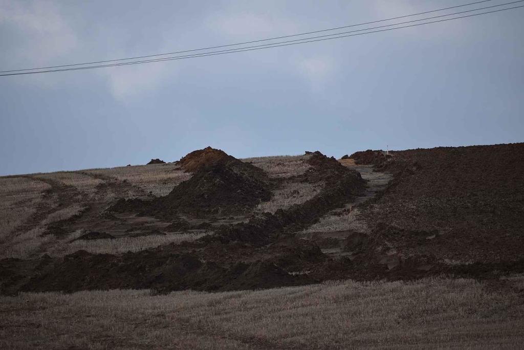 U Lotouše bude z dvouproudé silnice za dva roky dálnice. Úsek je velmi nebezpečný. Každoročně se zde stane několik tragických nehod. Foto: Deník/ Kateřina Nič Husárová