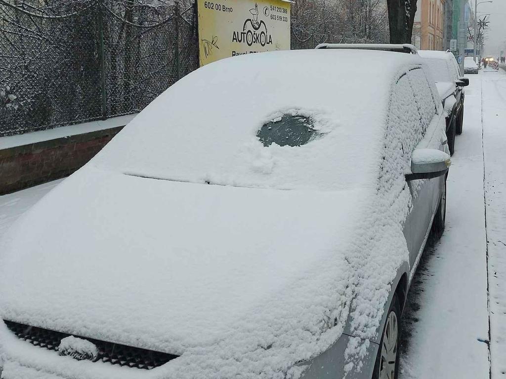 Auto očištěné takzvaně na tankistu.