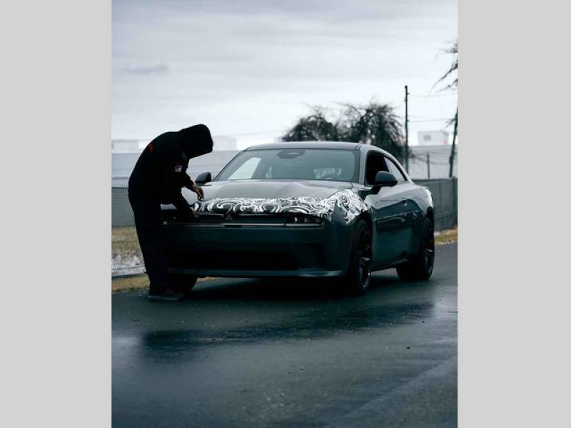 První snímky Dodge Charger