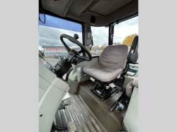 Traktor Massey Ferguson 4x4.