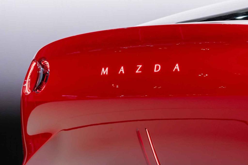 Koncept Mazda Iconic SP
