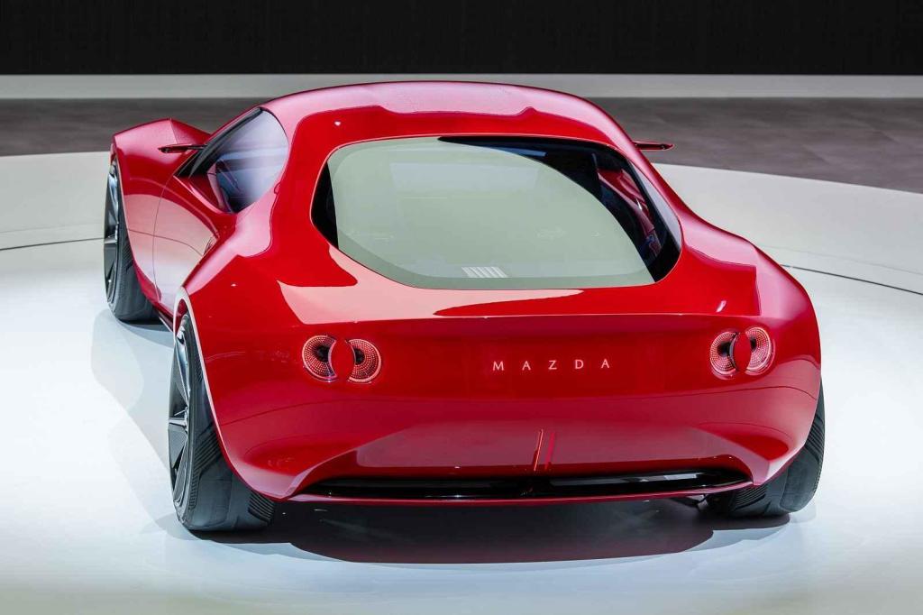 Koncept Mazda Iconic SP