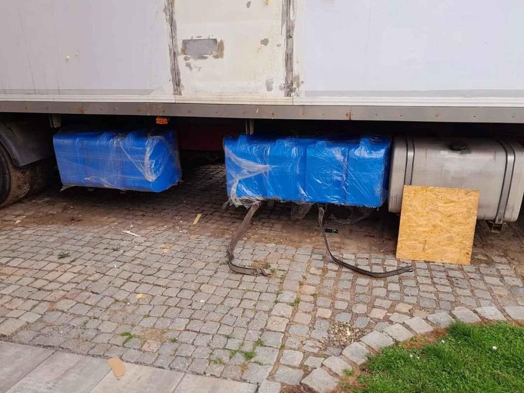 Z nákladního vozu udělal luxusní bydlení na kolech.