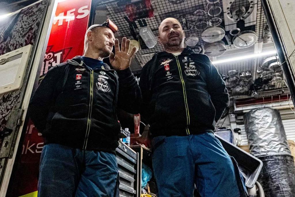 Automechanik Robert Morávek pracoval na letošním Dakaru.