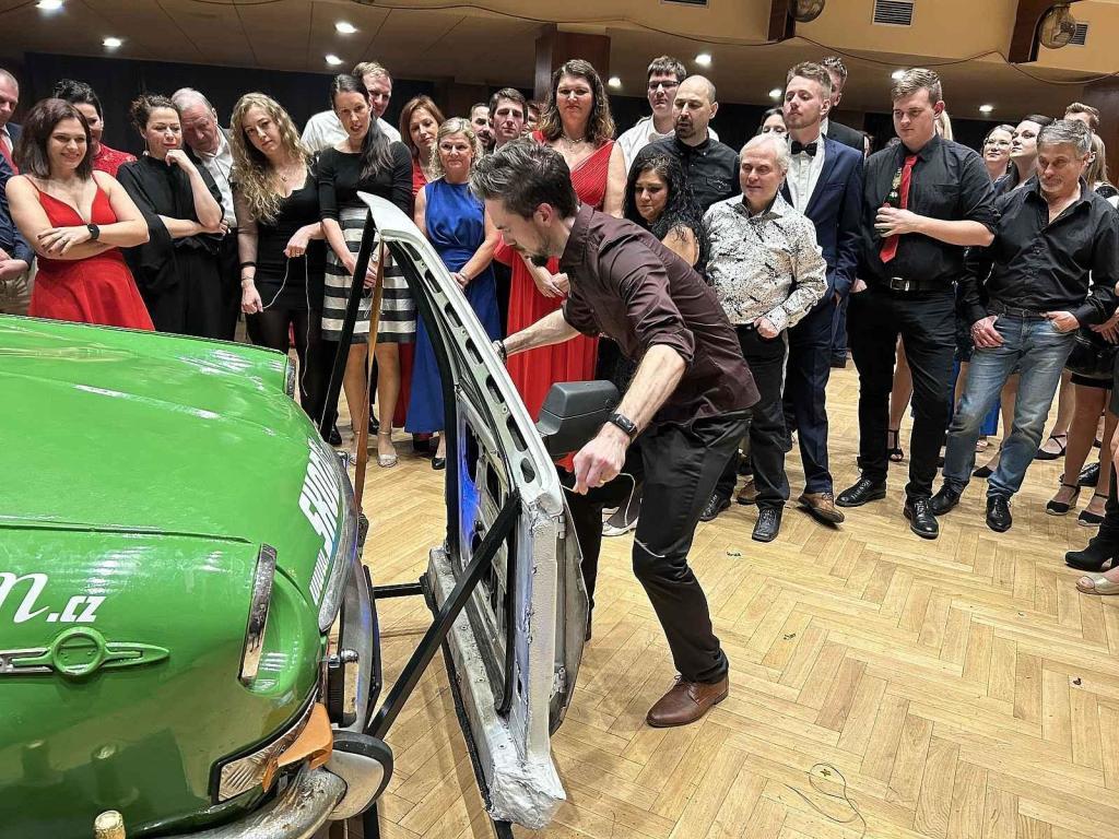 Rally ples Škodateamu v Klatovech.