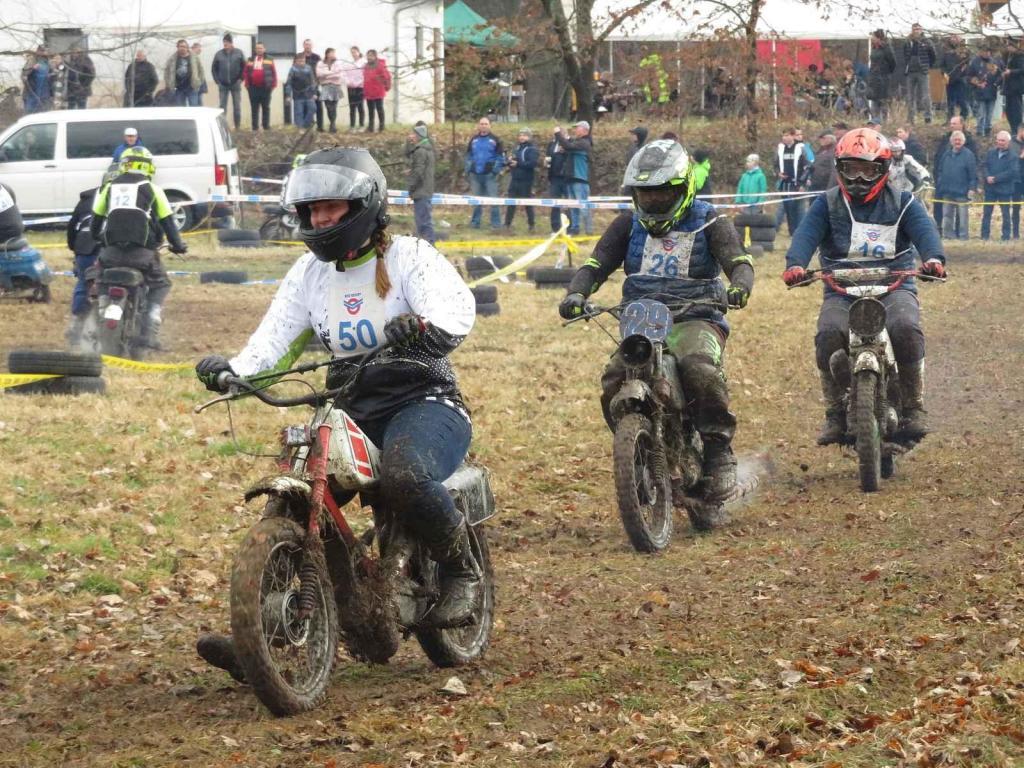 V Autokempu Karvánky v Soběslavi na Táborsku se v sobotu 17. února 2024 jel oblíbený závod Off-road fichtel day.