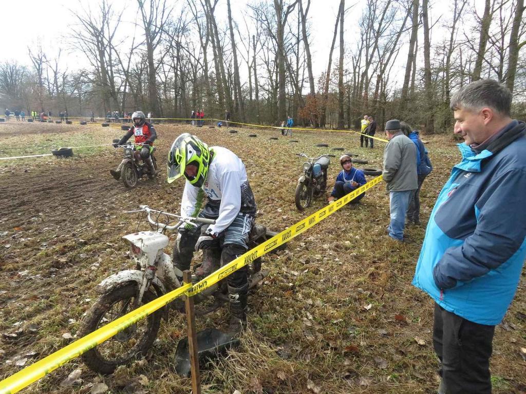 V Autokempu Karvánky v Soběslavi na Táborsku se v sobotu 17. února 2024 jel oblíbený závod Off-road fichtel day.