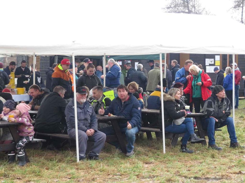 V Autokempu Karvánky v Soběslavi na Táborsku se v sobotu 17. února 2024 jel oblíbený závod Off-road fichtel day.