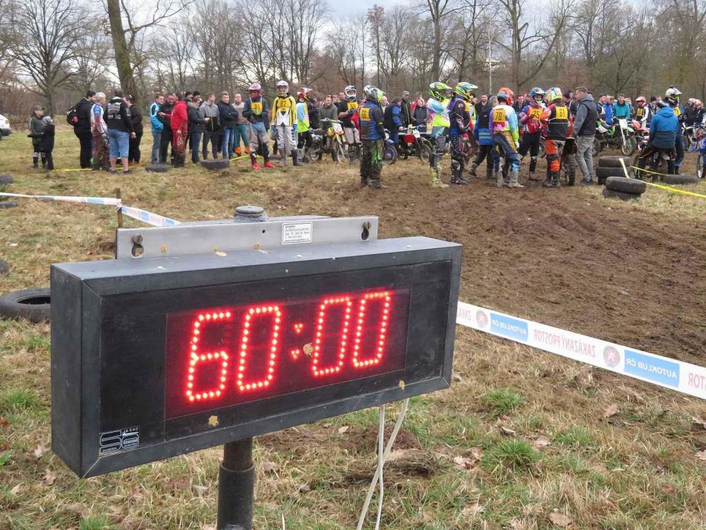 V Autokempu Karvánky v Soběslavi na Táborsku se v sobotu 17. února 2024 jel oblíbený závod Off-road fichtel day.