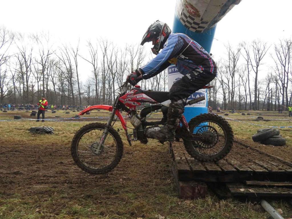 V Autokempu Karvánky v Soběslavi na Táborsku se v sobotu 17. února 2024 jel oblíbený závod Off-road fichtel day.