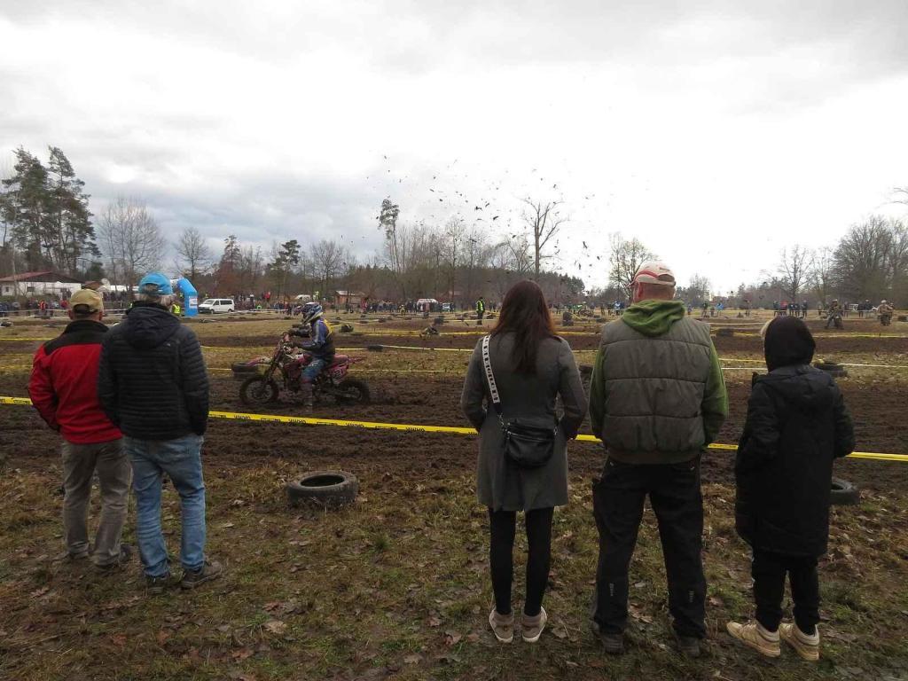 V Autokempu Karvánky v Soběslavi na Táborsku se v sobotu 17. února 2024 jel oblíbený závod Off-road fichtel day.