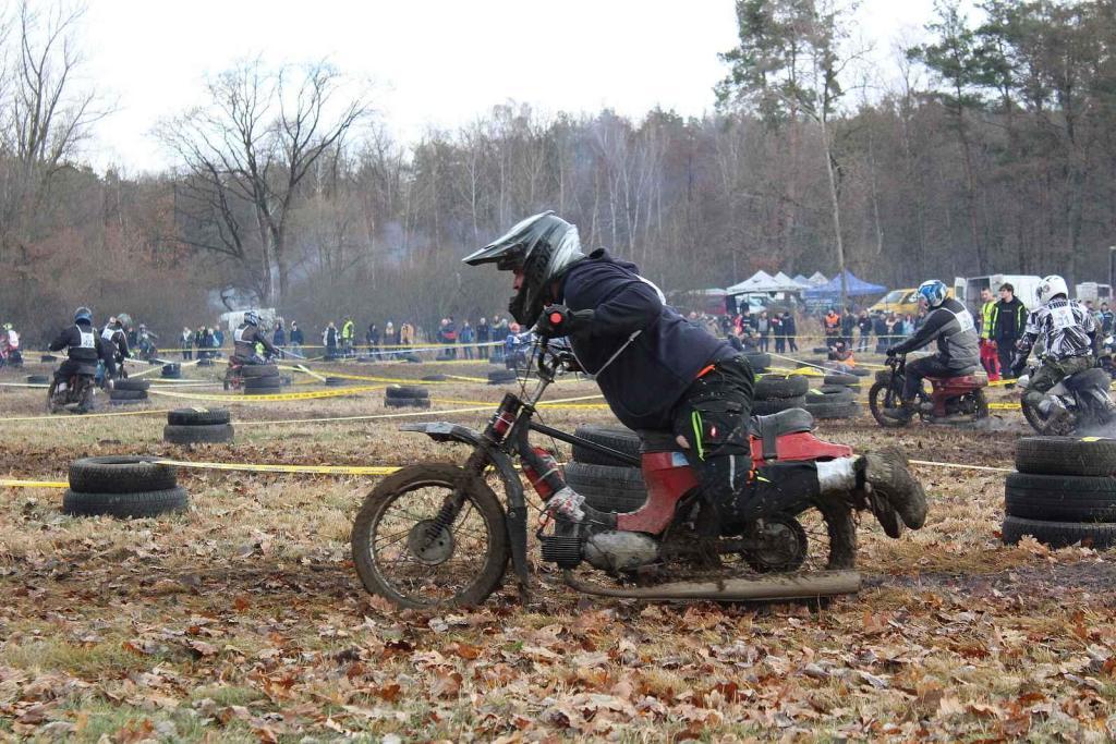 V Autokempu Karvánky v Soběslavi na Táborsku se v sobotu 17. února 2024 jel oblíbený závod Off-road fichtel day.