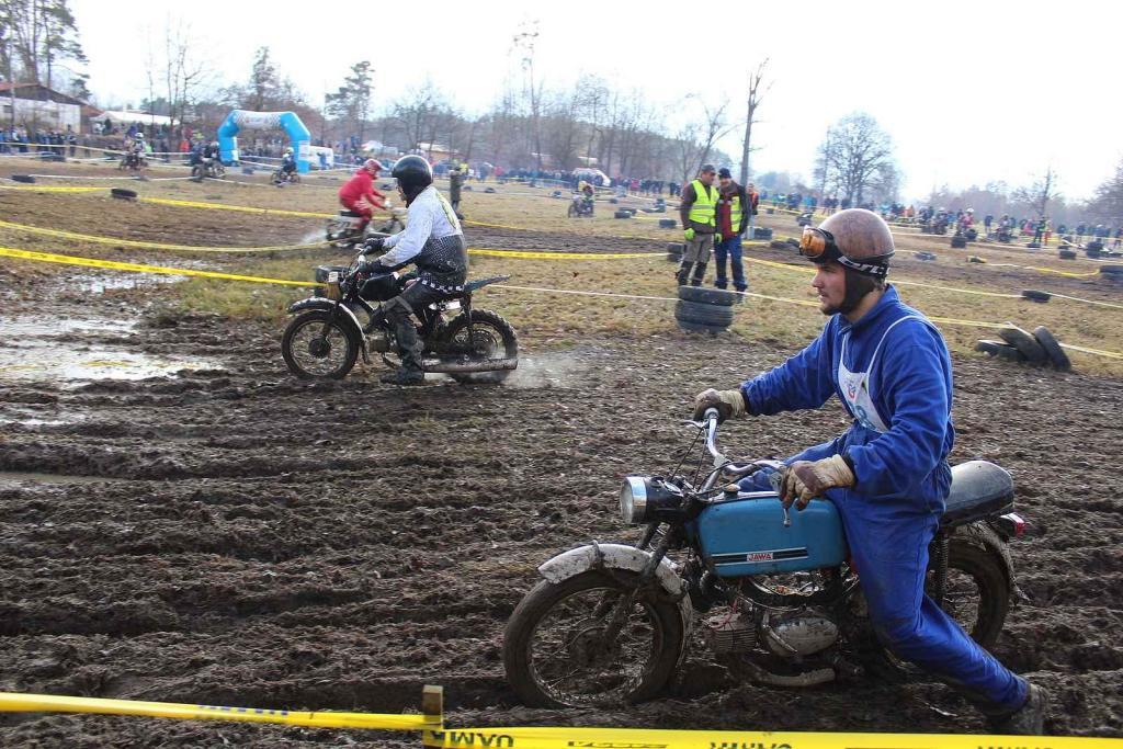 V Autokempu Karvánky v Soběslavi na Táborsku se v sobotu 17. února 2024 jel oblíbený závod Off-road fichtel day.