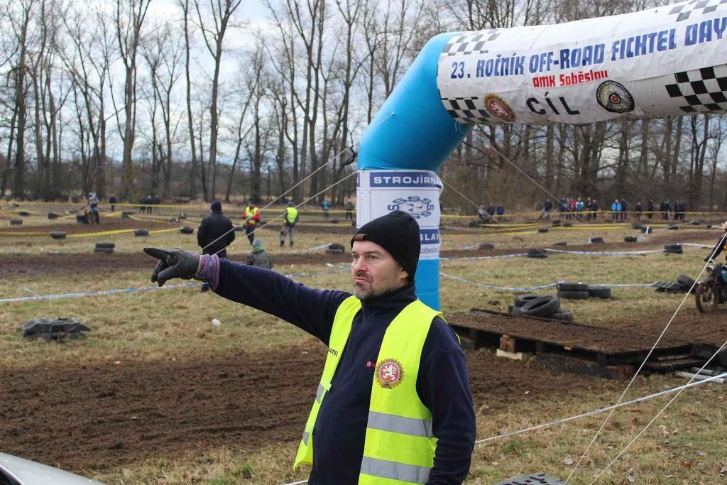 V Autokempu Karvánky v Soběslavi na Táborsku se v sobotu 17. února 2024 jel oblíbený závod Off-road fichtel day.