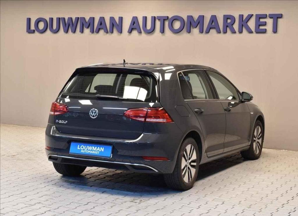 Volkswagen e-Golf.