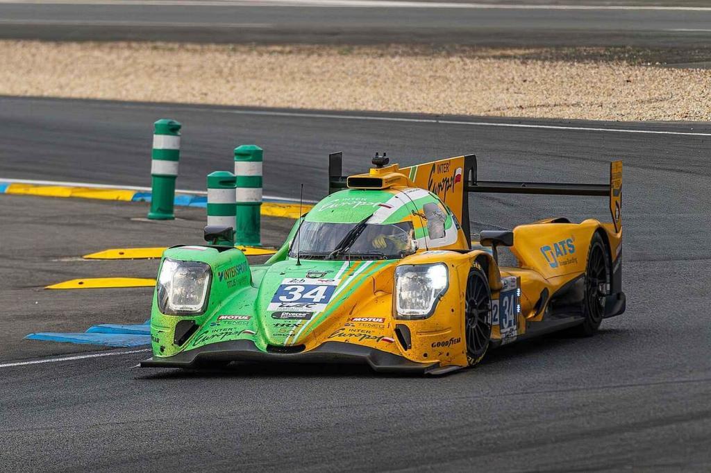 Vůz týmu Inter Europol Compettion Oreca 07 Gibson, kategorie LMP2.