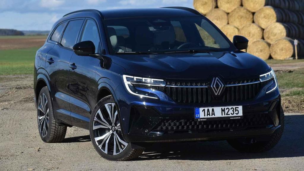 Renault Espace slaví 40 let a přijíždí v nové generaci