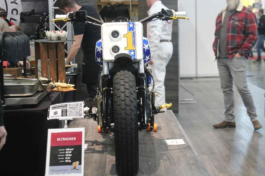 K vidění je na výstavišti i motorka vyrobená v Brně.