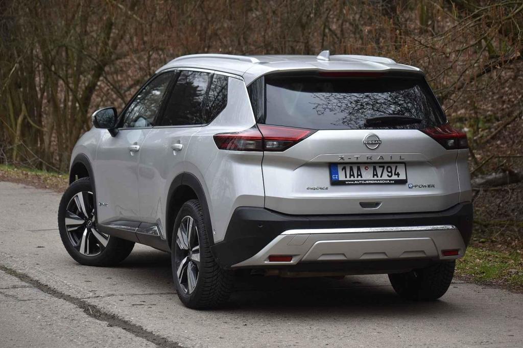 I zezadu je jasné, že jde o SUV