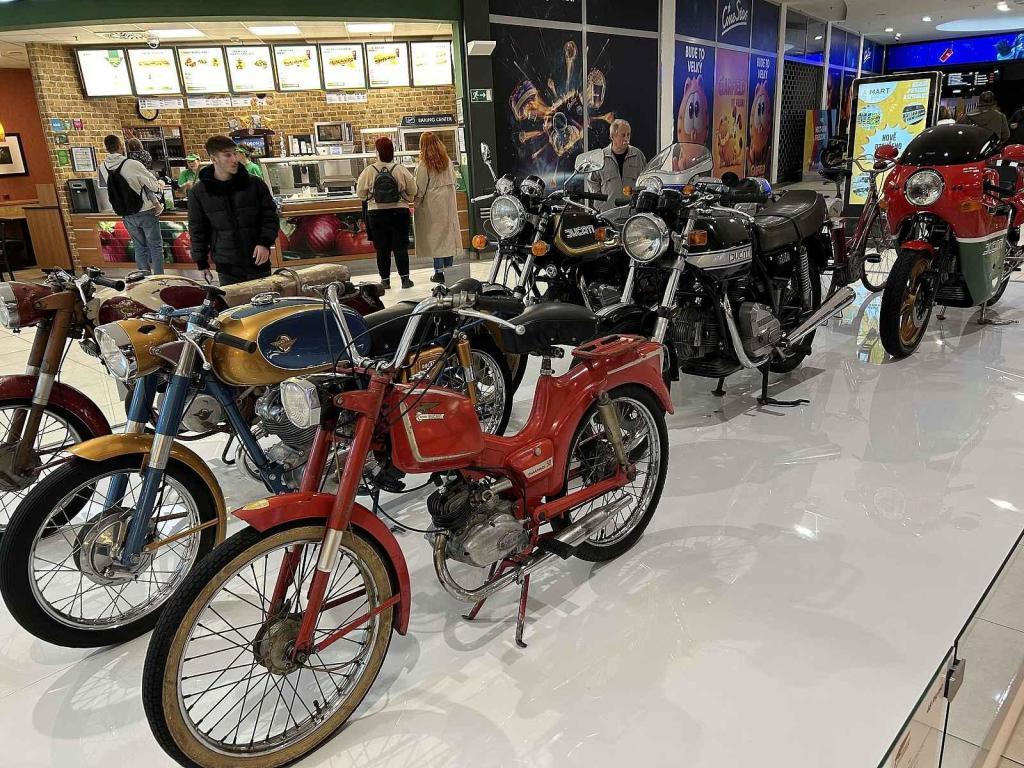 Do Ostravy zavítala výstava motorek Ducati. Březen 2024.