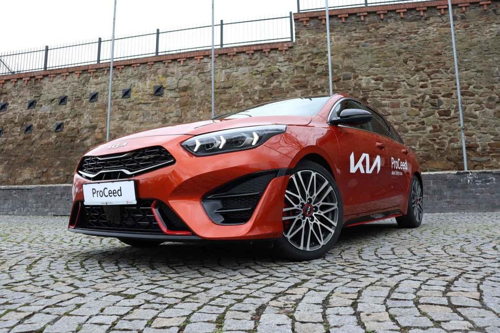 Kia ProCeed GT 1.6 TGDi.