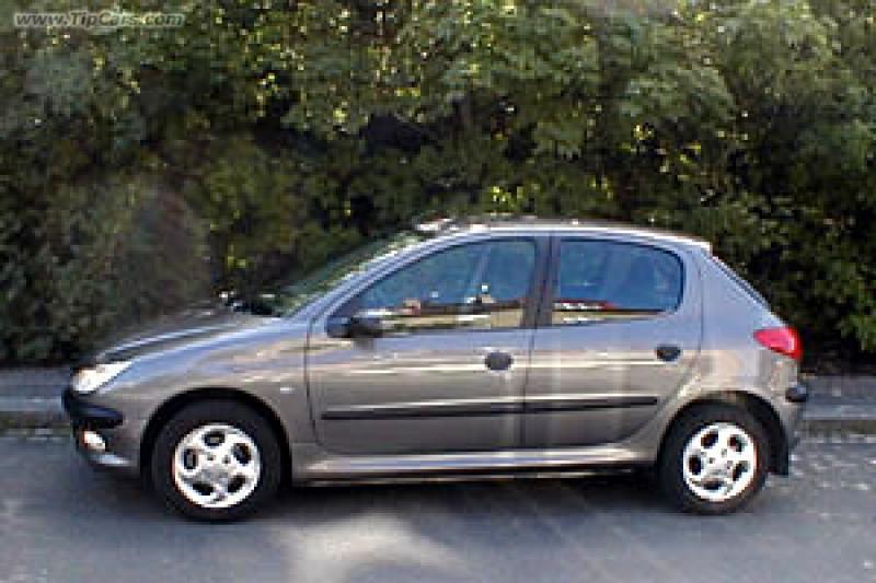 ZKUŠENOSTI UŽIVATELE: Peugeot 206