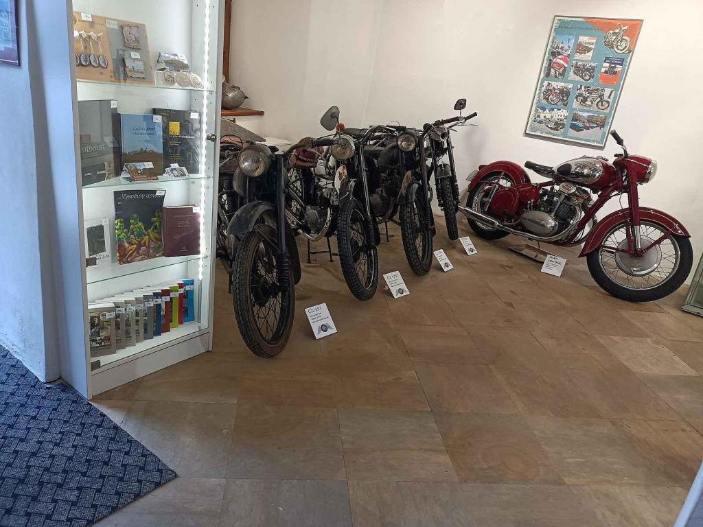 Unikátní výstava motocyklů v Havlíčkově Brodě. Prohlédněte si ji
