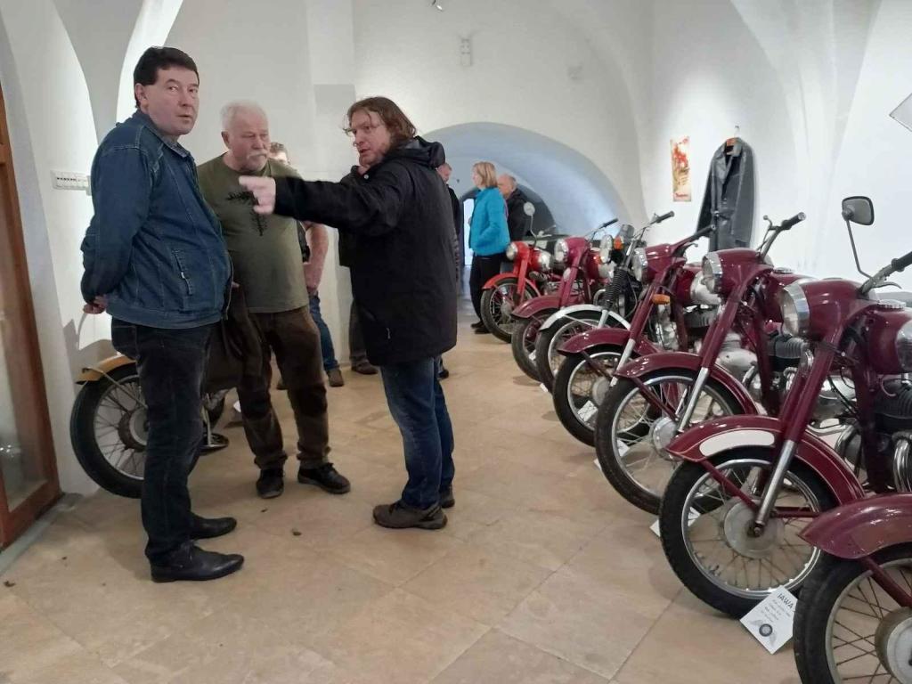 Unikátní výstava motocyklů v Havlíčkově Brodě. Prohlédněte si ji