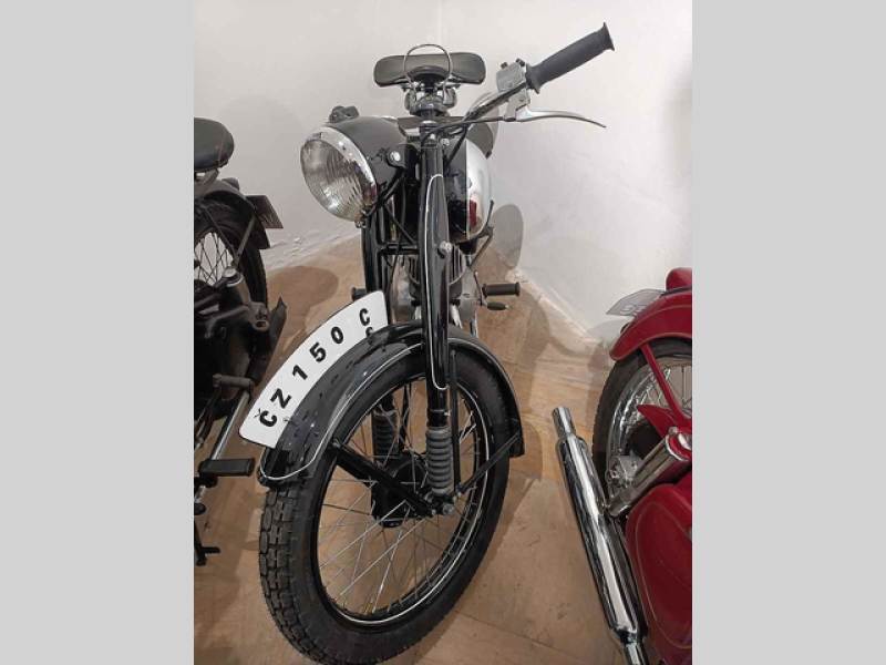 Unikátní výstava motocyklů v Havlíčkově Brodě. Prohlédněte si ji