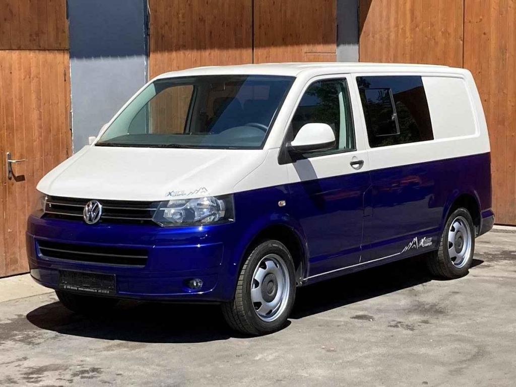 Volkswagen California T5 2.0TDi.