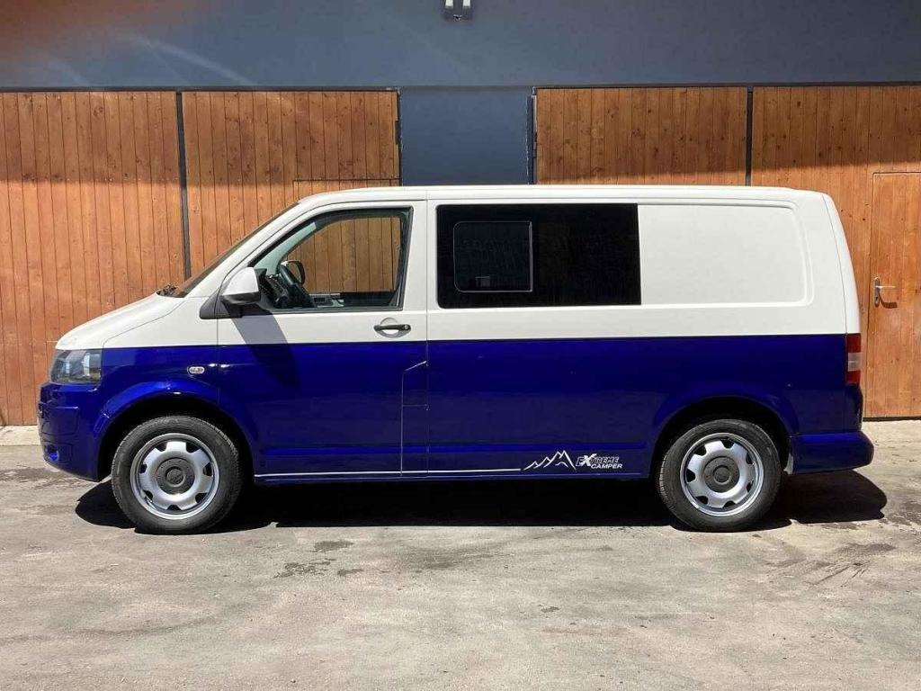 Volkswagen California T5 2.0TDi.