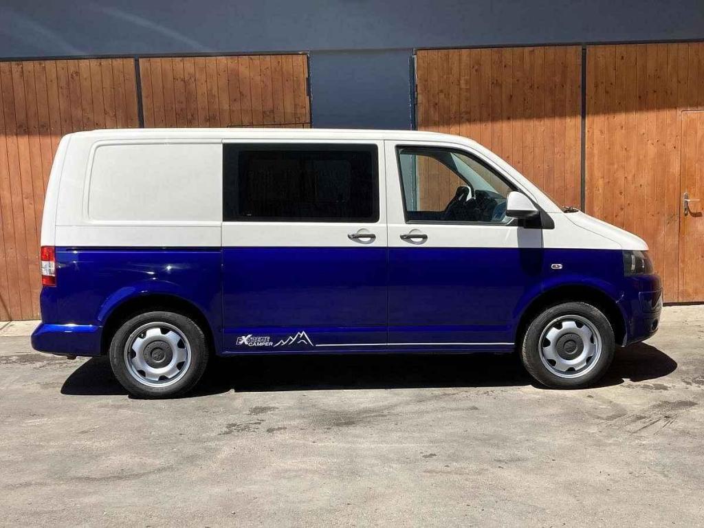 Volkswagen California T5 2.0TDi.