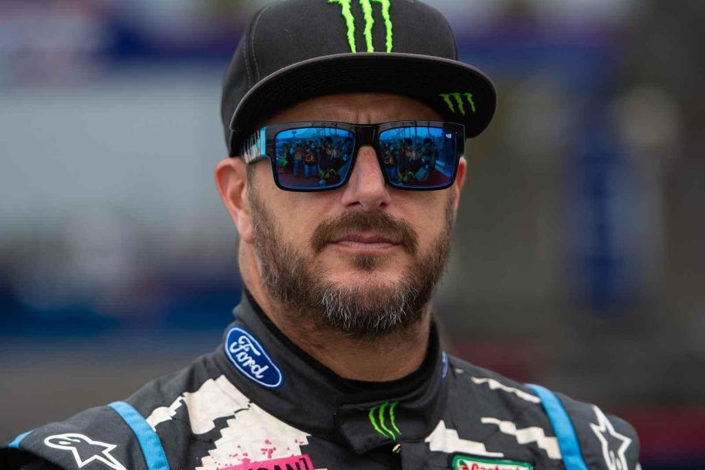 Ken Block americký profesionální jezdec rallye během Red Bull GRC Global Rallycross v roce 2014.